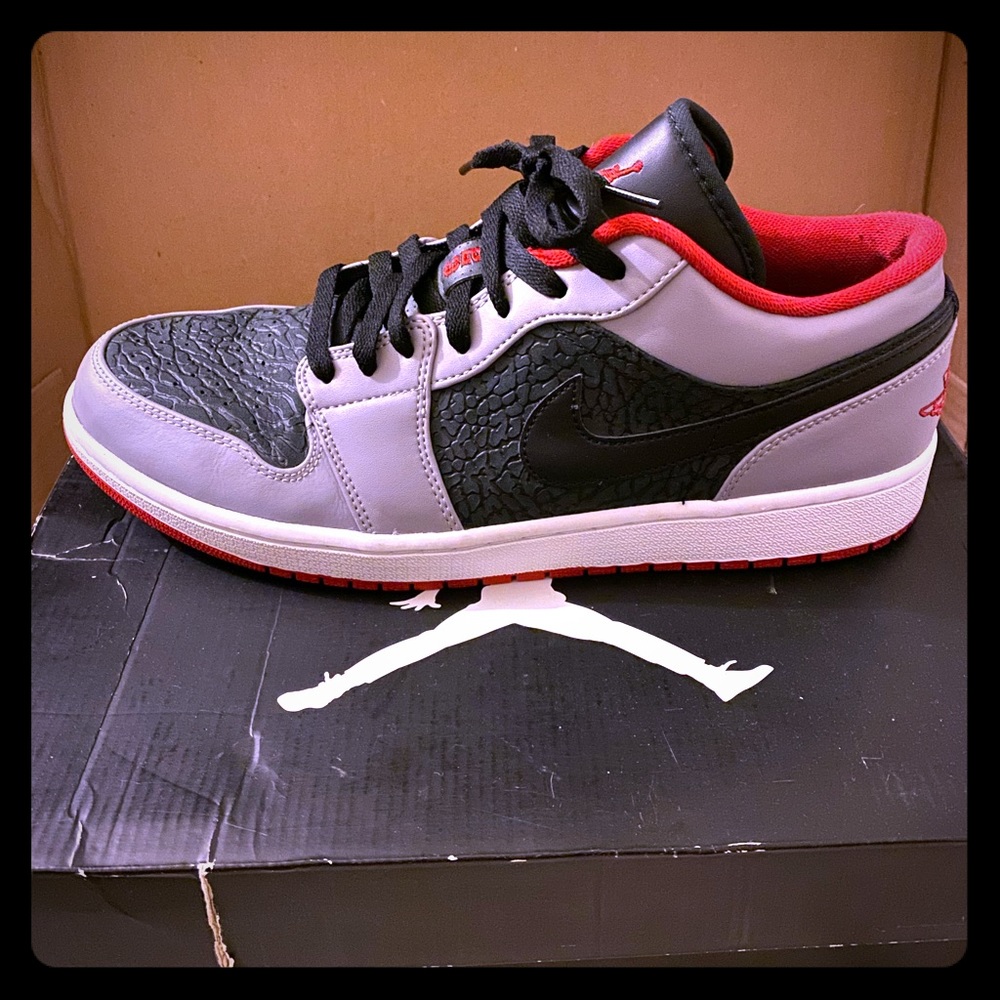 Air jordan 1 low elephant print